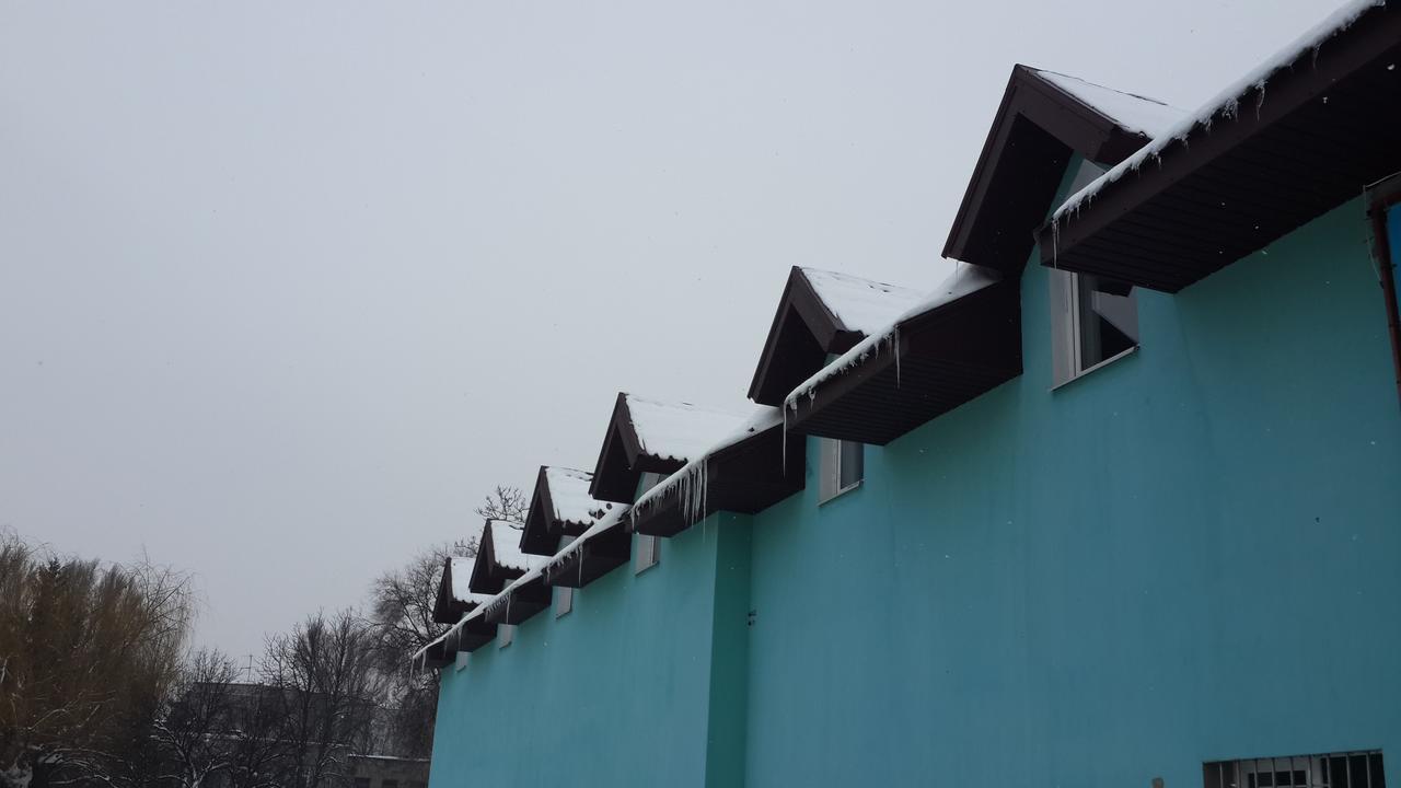 Hotel Dnipro Exterior photo